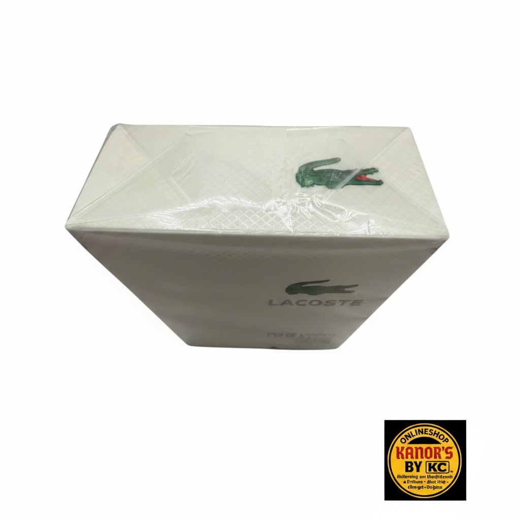 Lacoste – Draufsicht schräg, weißer Hintergrund